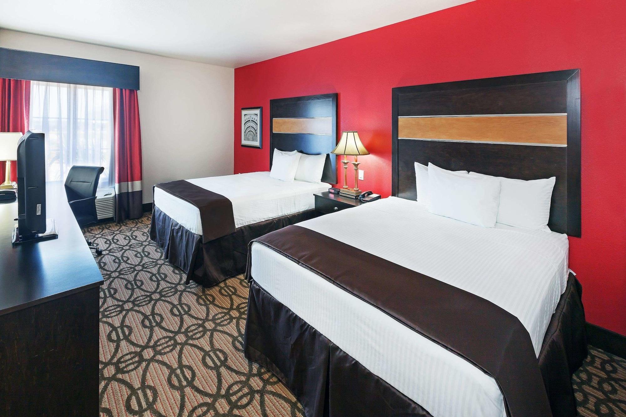 La Quinta By Wyndham Pearsall Buitenkant foto
