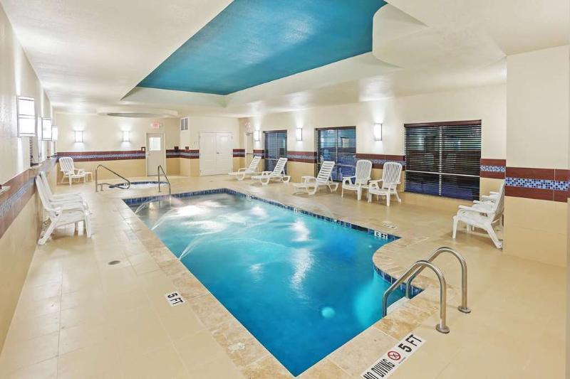 La Quinta By Wyndham Pearsall Buitenkant foto
